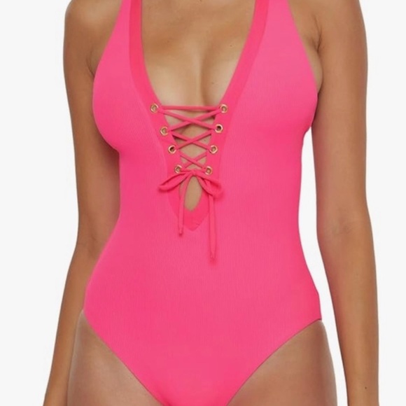 Becca Swimsuit- New 🌴🌴🏖🏖 - Picture 12 of 13